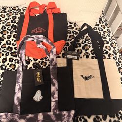 Spirit Halloween mini tote bags