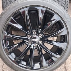 2026 NEW CADILLAC ESCALADE V-SERIES 24 INCH HAVE TPMS SENSORS TIRES BRIDGESTONE ALENZA NEW 100 % DOT 4725 $ 3750 