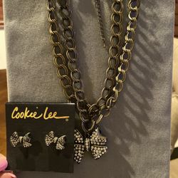 Cookie Lee- Bow Necklace And Earrings 