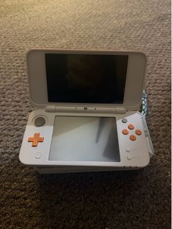 Nintendo 2DS XL - Orange & White Color