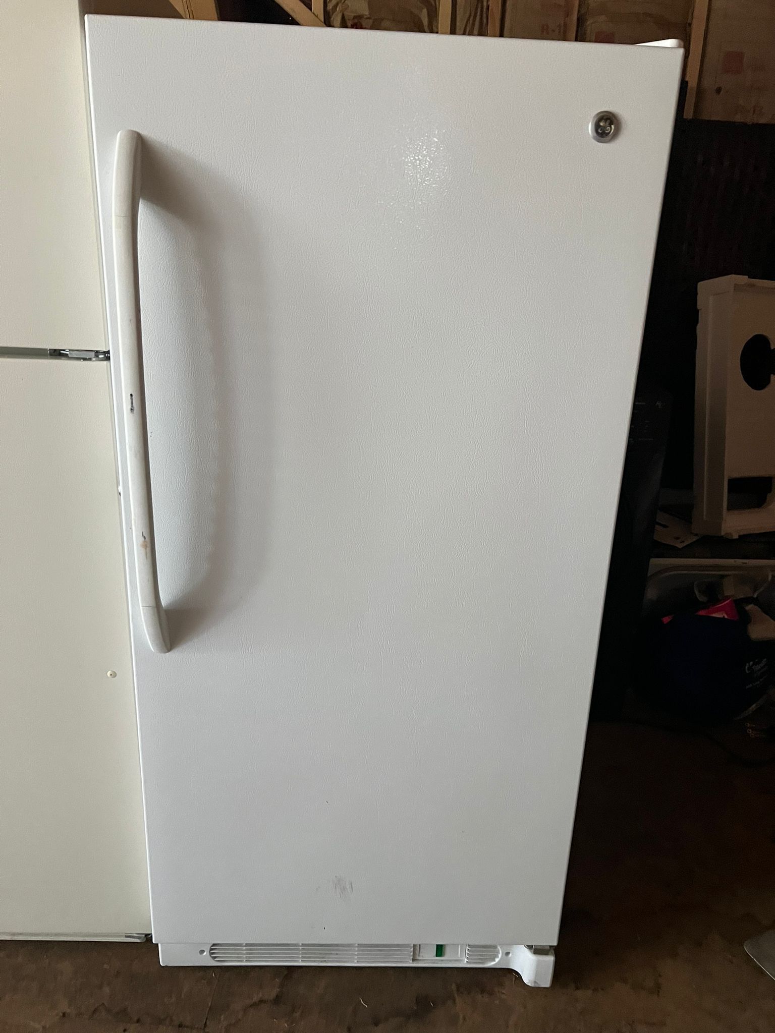 Very Nicc Freezer GE Everything Work Very Good Only $335