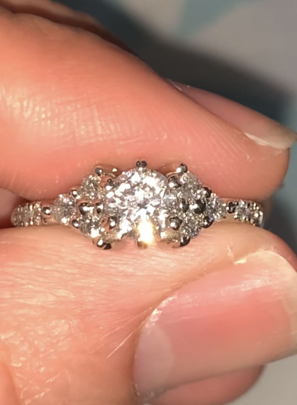 .50 Cents Center Piece Natural Diamond Ring