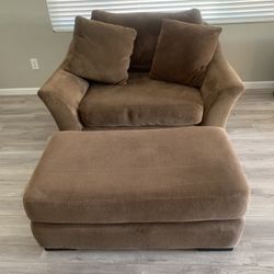 Sofa With Matching Ottoman
