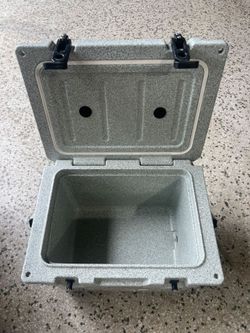 C8782-049 Siberian Cooler