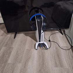 Playstation 5 slim 1tb, 4k Hdr 45 Inch Tv W Remote, Gaming Headset With Mic And Padding