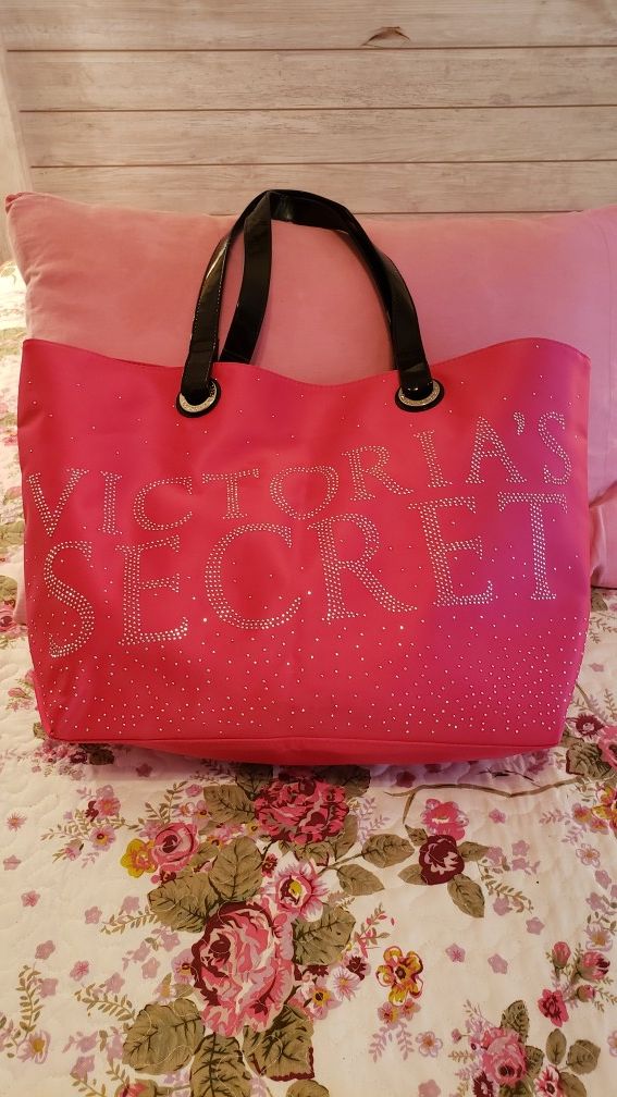 Victoria Secret Tote!