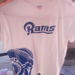 Rams T-shirt Kids Size M