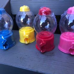Plastic Gum ball Machines