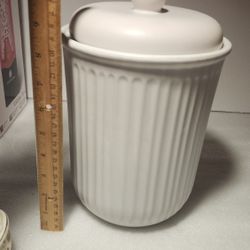 N. Peoria Ceramic Storage Container By Threshhold Heavy Well Made Stoneware Please Read Description For Pick Up Location Options 