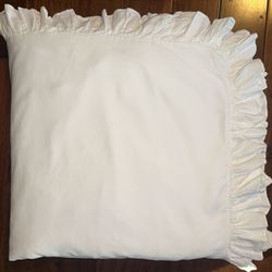 Pottery Barn Kids 100% Cotton White Ruffle Edge Queen Duvet Cover