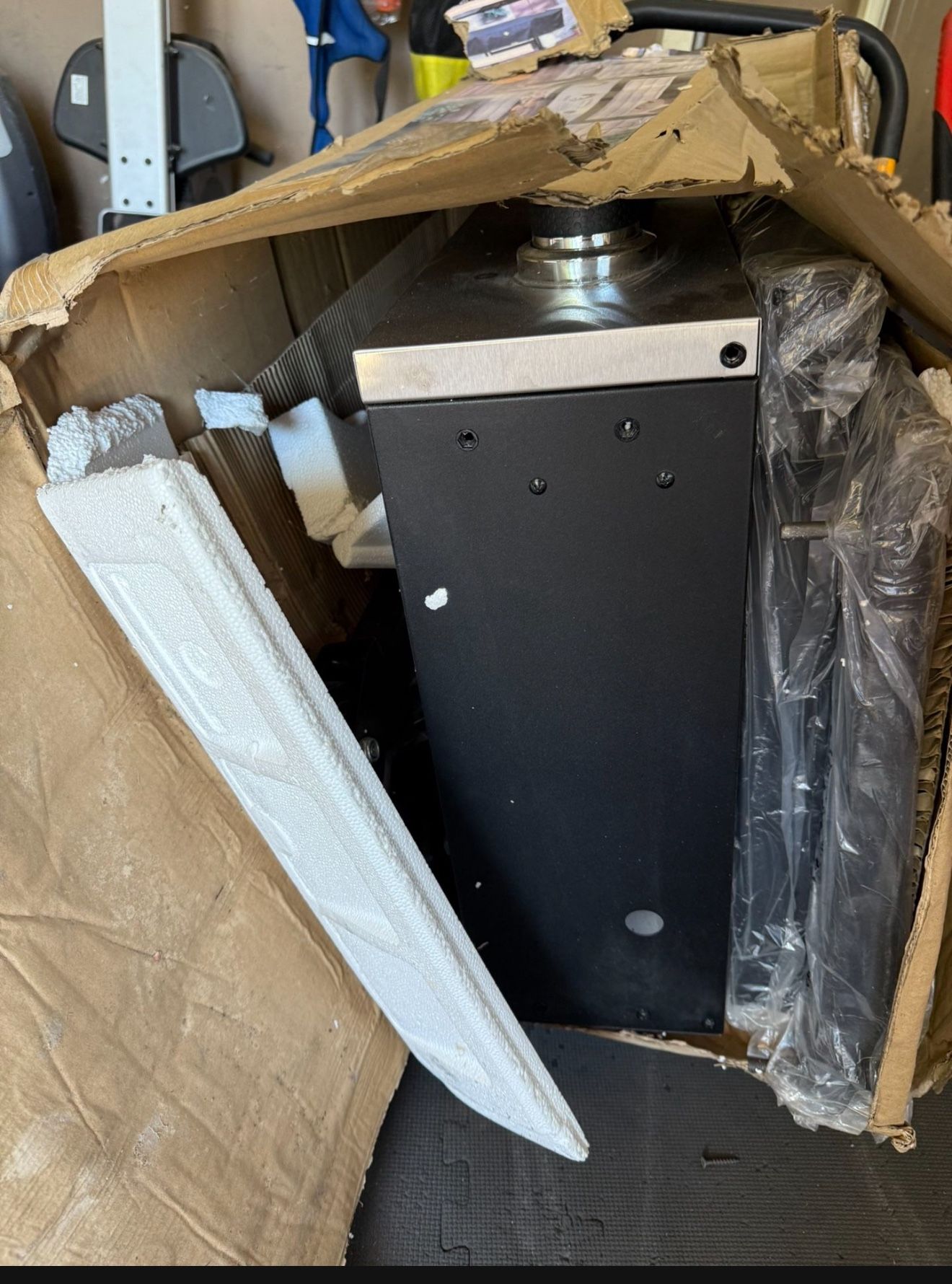 New Grill Open Box With All Parts