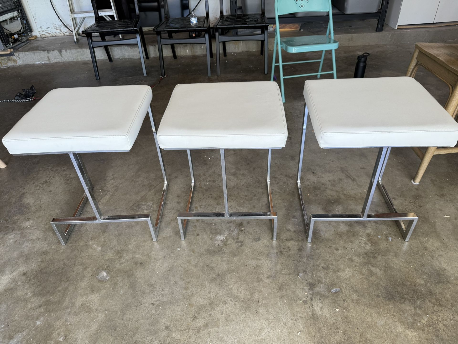 (3) Chrome And White PU Leather Counter Height Bar Stools