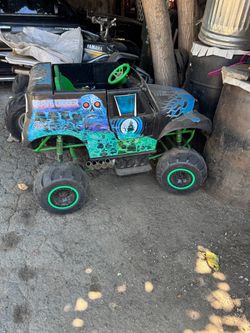 Grave digger power wheel