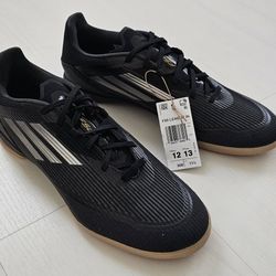 Mens Adidas F50 League IN Indoor Soccer Futsal  (IF1332) Shoes Size 12 Black Gum

Brand New and authentic. Size 12. Will ship out same/ next day.