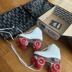 crazy skates retro adjustable 4 sizes j12-2 small white and red wheels