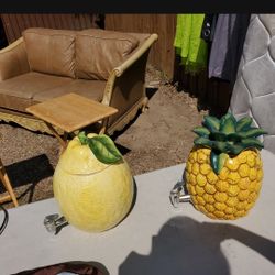 Pineapple an lemon drink dispenser decor