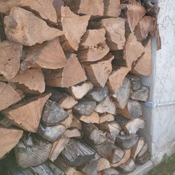 Dry Split Almond Mix Firewood!!!Ready Too Burn Seasoned Wood!!!