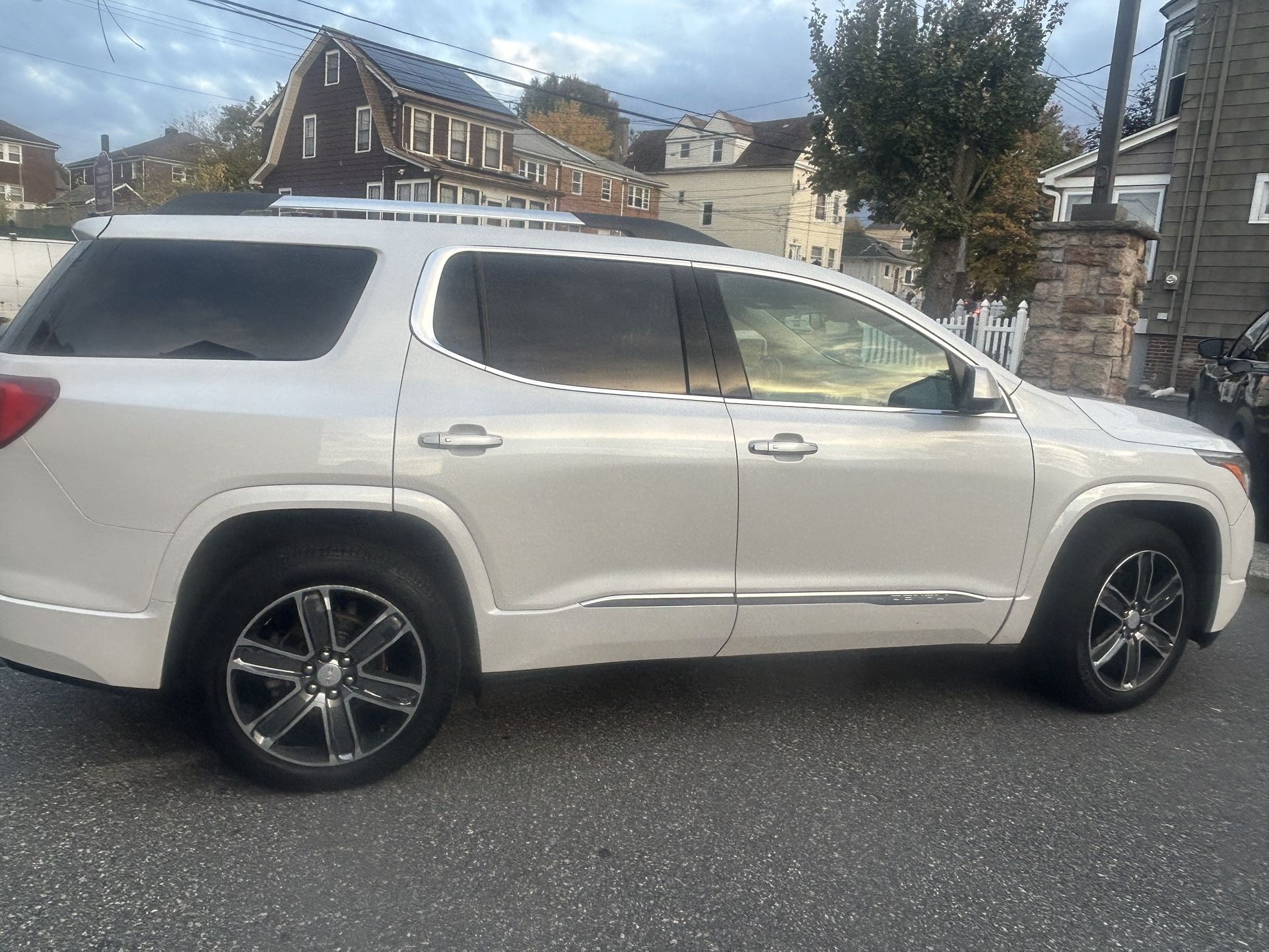 2019 GMC Acadia