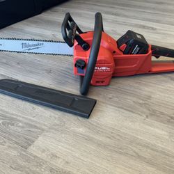 Milwaukee Chainsaw