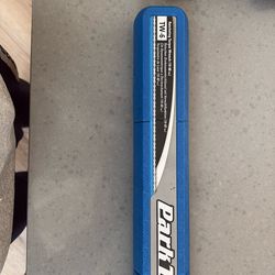 Ratcheting Torque Wrench