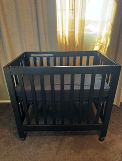 Babyletto Mini Crib