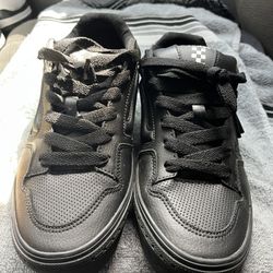  Vans Shoes Women’s 9 1/2 Black On Black 