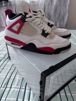 Jordan 4 Retro Red Cement sz 8