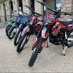 Dirt Bike 250 Cc 