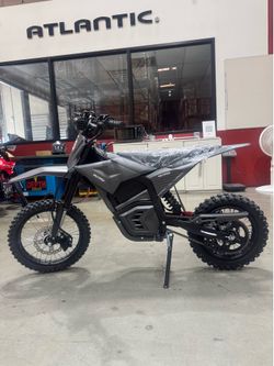 Electric cross-country bicycle