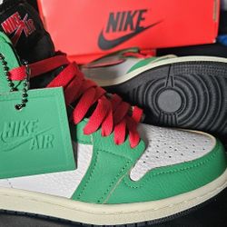 Brand New Women's  Nike The Air Jordan 1 Lucky High OG
