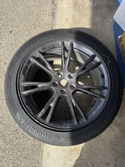 Continental ContiSilent 255/45R19 Tire on 19" Alloy Semi-Used