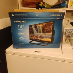 Element 19 Inch TV 