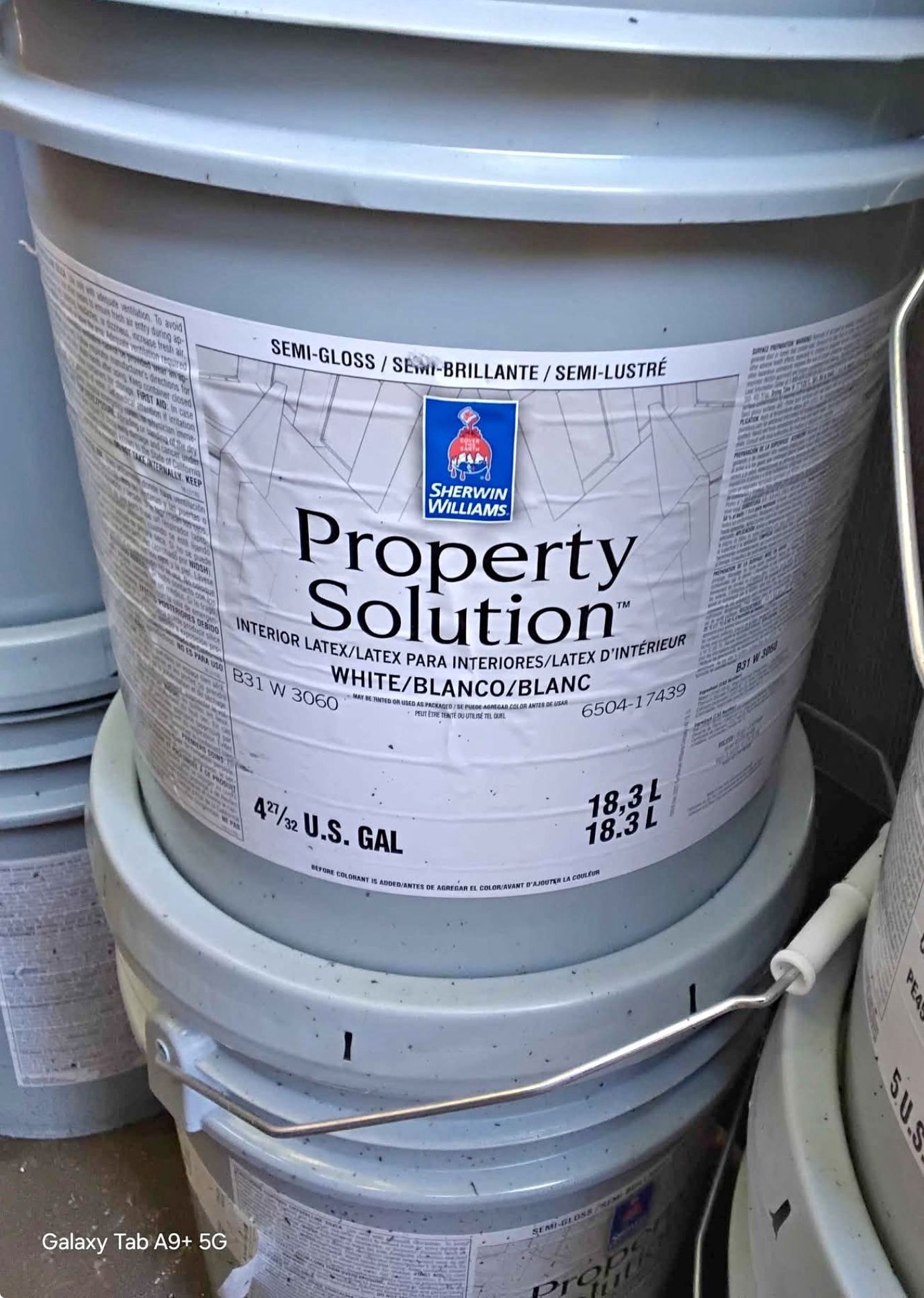 White Semigloss Interior Paint New 5 Gallons . Each Bucket $100