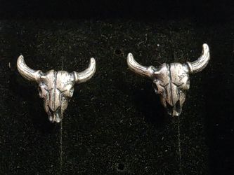 Bull Skull Earings Silver 