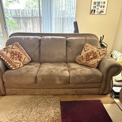 Livingroom Set, Studied Brown Microfiber With Pillows