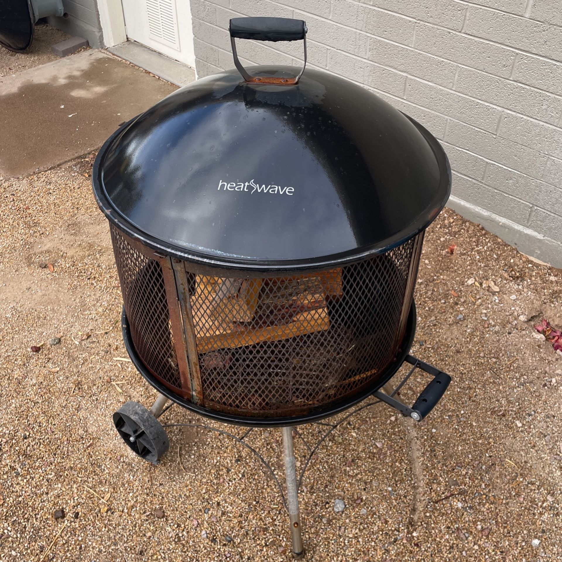 Heatwave Outdoor Large Fire Pit for Sale in Phoenix, AZ - OfferUp