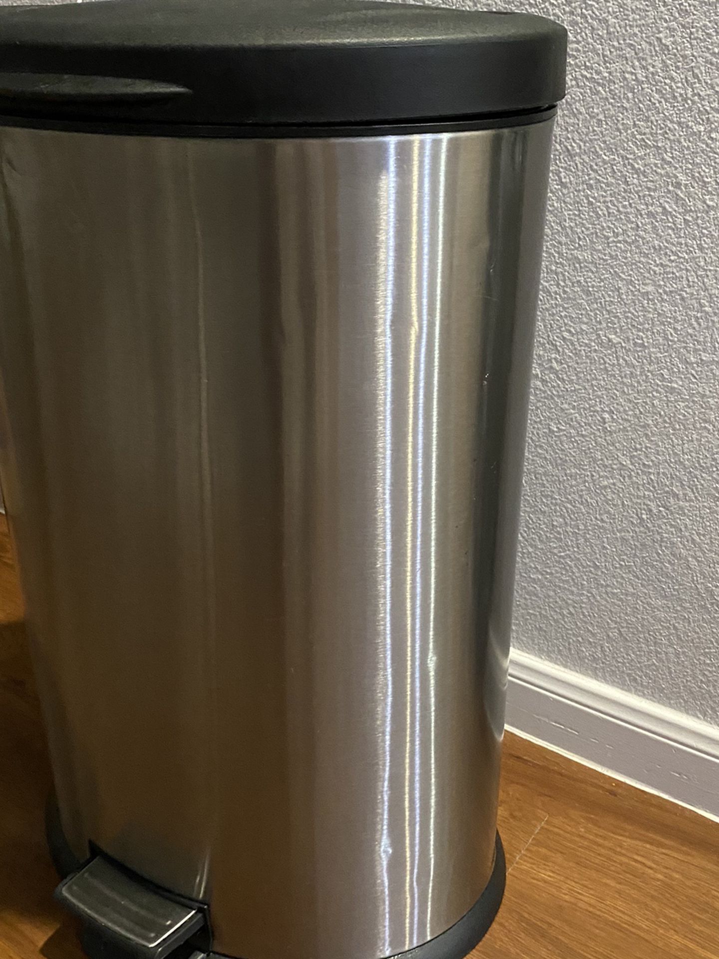 Black Top Stainless steel Trash Can