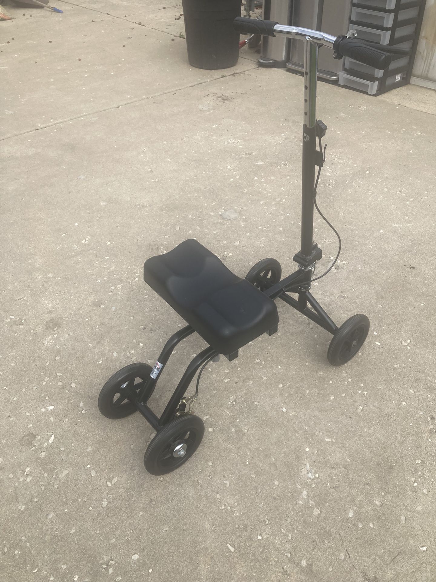 Knee Scooter