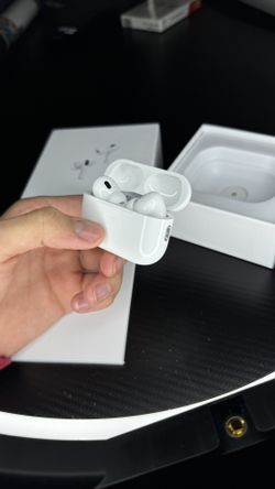 AirPods (2nd Generation)