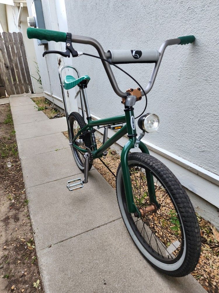 ll bean womens bicycle 26" L.L. Acadia Cruiser LG FirstFlightBikes Facebook Magna Equator Mountain Bike