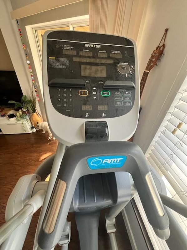 FREE β Precor AMT 12 835 Open Stride Adaptive Motion Trainer