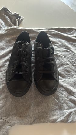 Black converses
