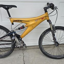 Trek Y-11 Carbon Mountain Bike for Sale in Huntington Beach, CA