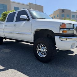 2005 GMC Sierra 2500HD SLT