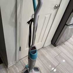 Bissell mop Vacuum 