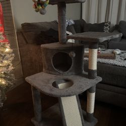 Cat Play Tower