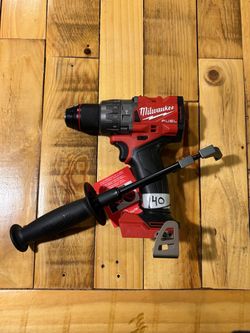 Milwaukee m18 fuel hammedrill