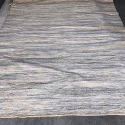 Threshold Area Rug 7x10 (unused)