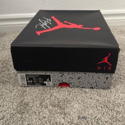 Jordan 4 Lighting Red 
