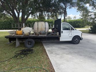 Pressure Cleaning Truck